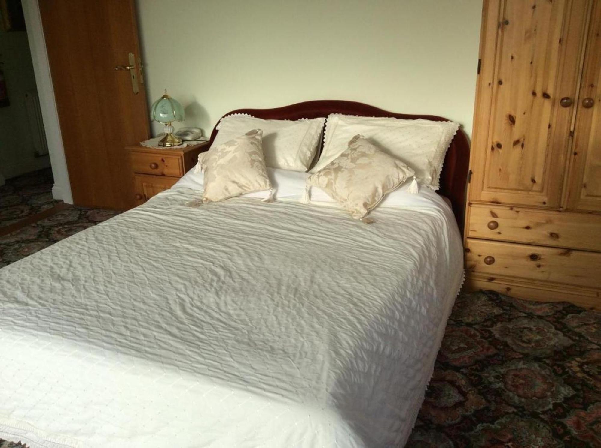 טרורו Room In Guest Room - Orchard Manor, Fore Street, Probus מראה חיצוני תמונה